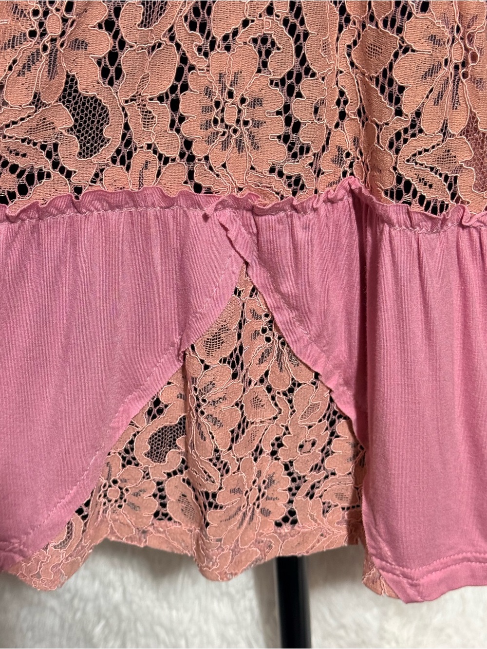 POL Pink Lace-Front Camisole with Ruffle Hem - Picture 4 of 5